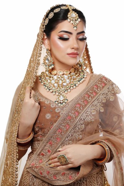 48495647-bride-9414692_1920